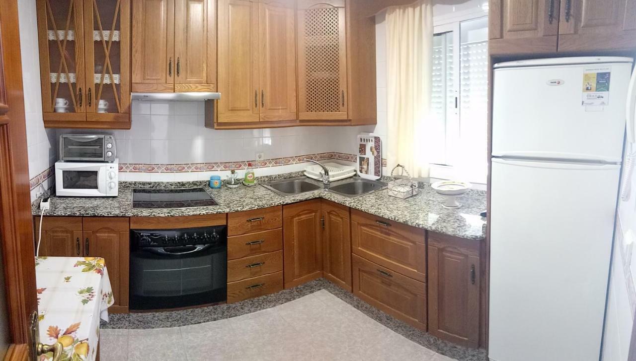 Apartamento Villamartin, Tranquilo Y Con Parking Conil De La Frontera Luaran gambar