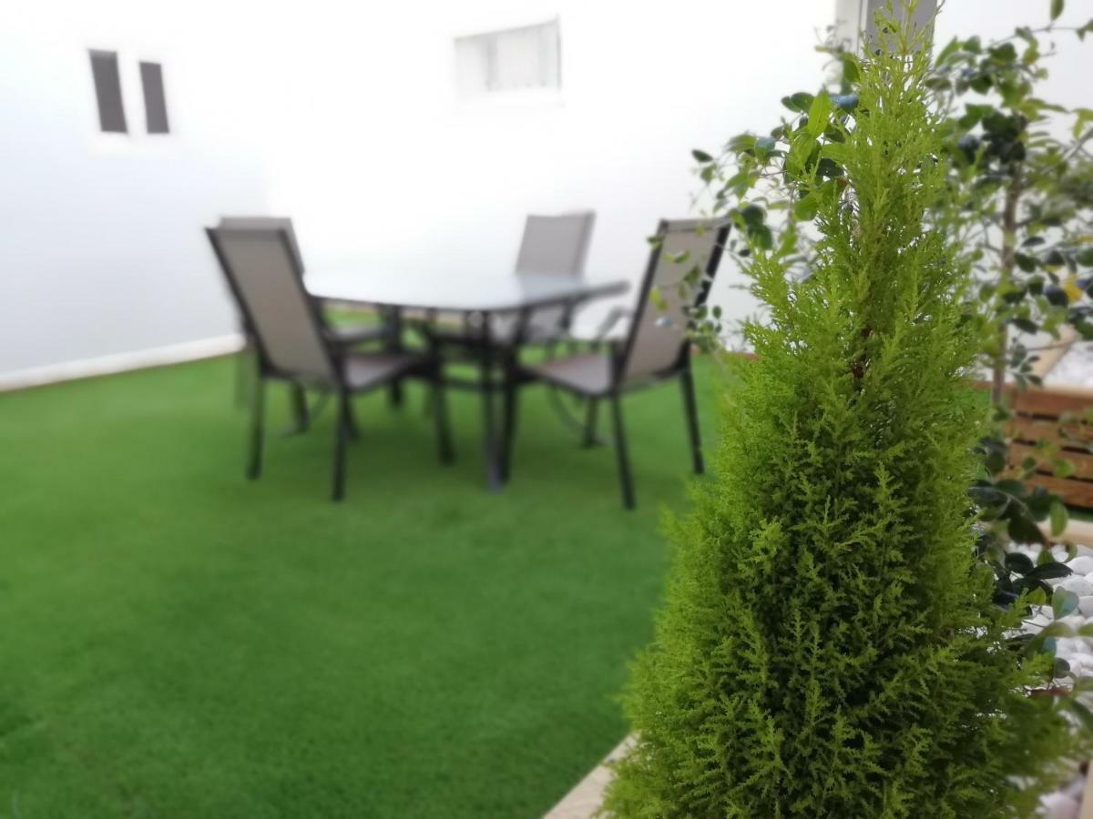 Apartamento Villamartin, Tranquilo Y Con Parking Conil De La Frontera Luaran gambar