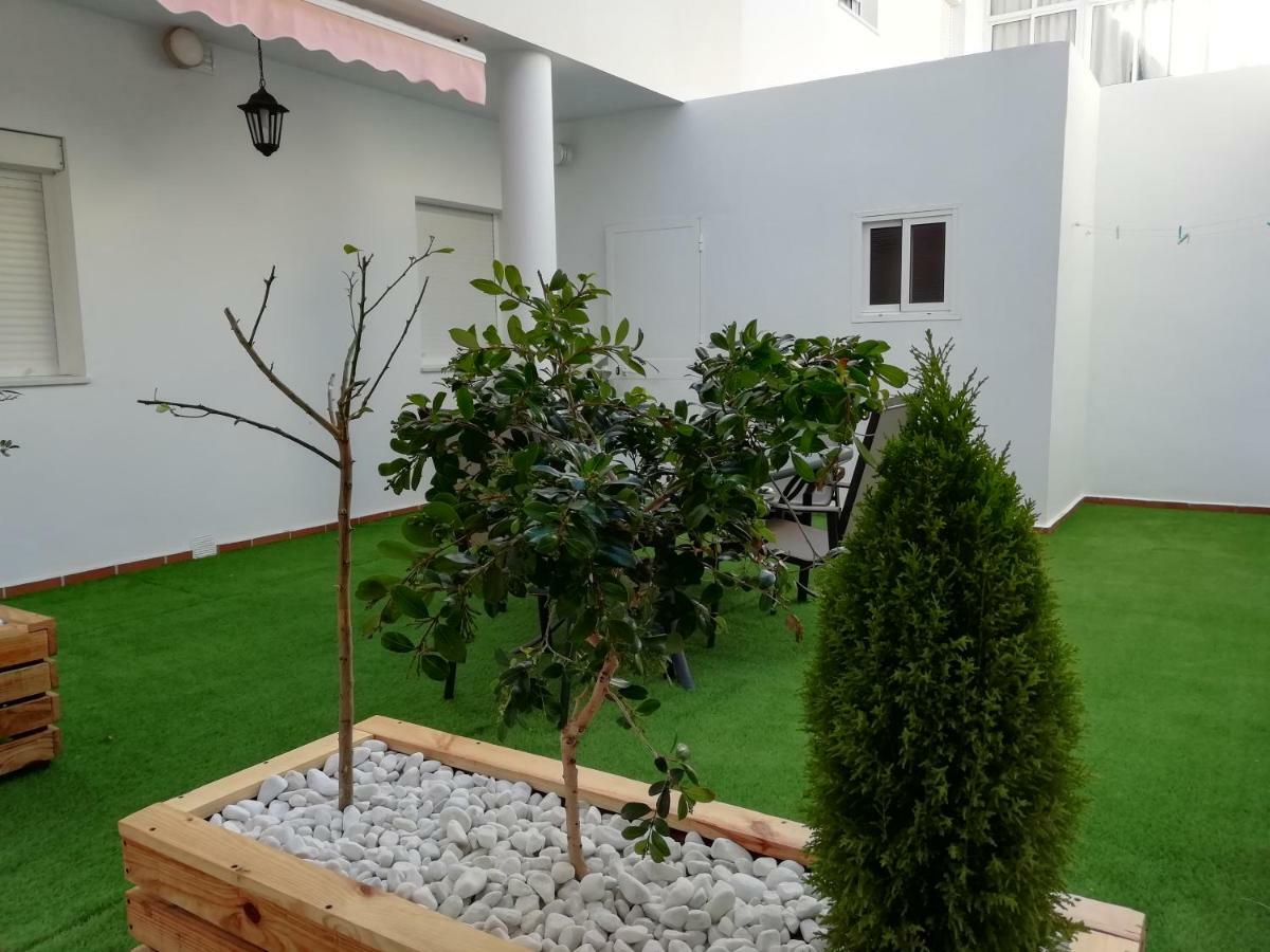 Apartamento Villamartin, Tranquilo Y Con Parking Conil De La Frontera Luaran gambar